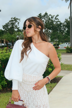 Asimetrica con manga bombacha